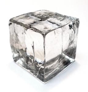 Has anyone tried such mini ice cube form? Looks simple though maybe not  esthetic in a glass. : r/Tiki